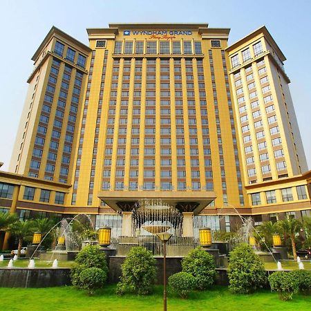 Wyndham Grand Plaza Royale Palace Chengdú Exterior foto