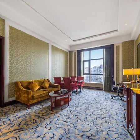 Wyndham Grand Plaza Royale Palace Chengdú Exterior foto