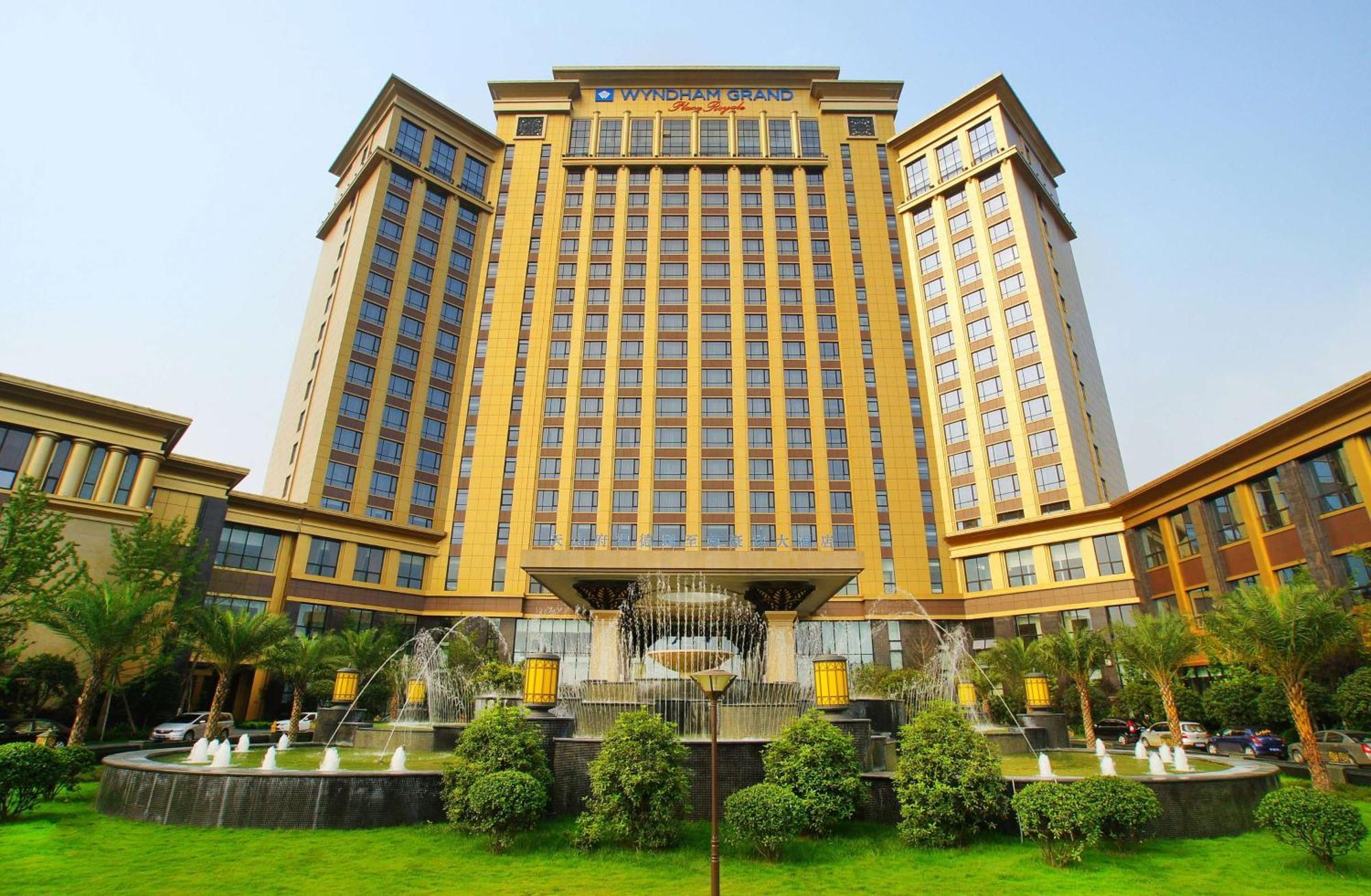 Wyndham Grand Plaza Royale Palace Chengdú Exterior foto