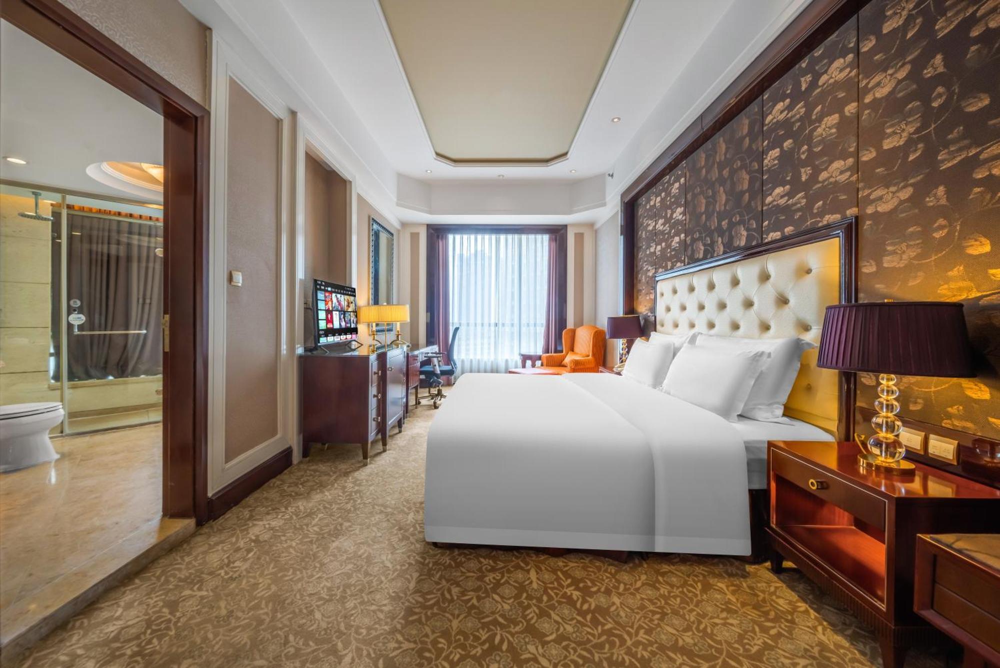 Wyndham Grand Plaza Royale Palace Chengdú Exterior foto