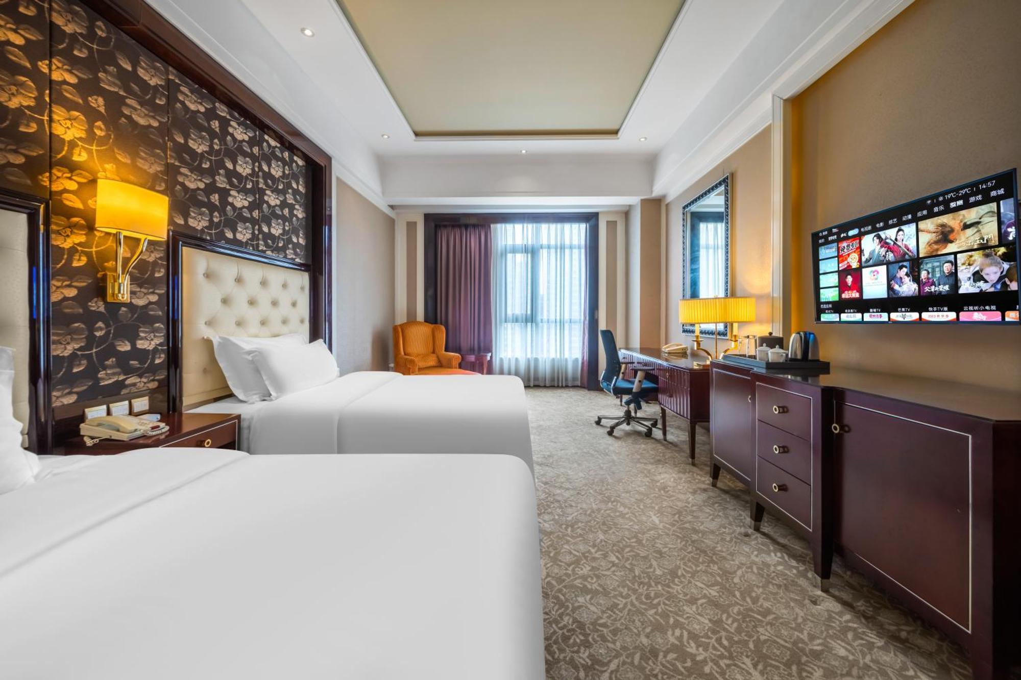 Wyndham Grand Plaza Royale Palace Chengdú Exterior foto