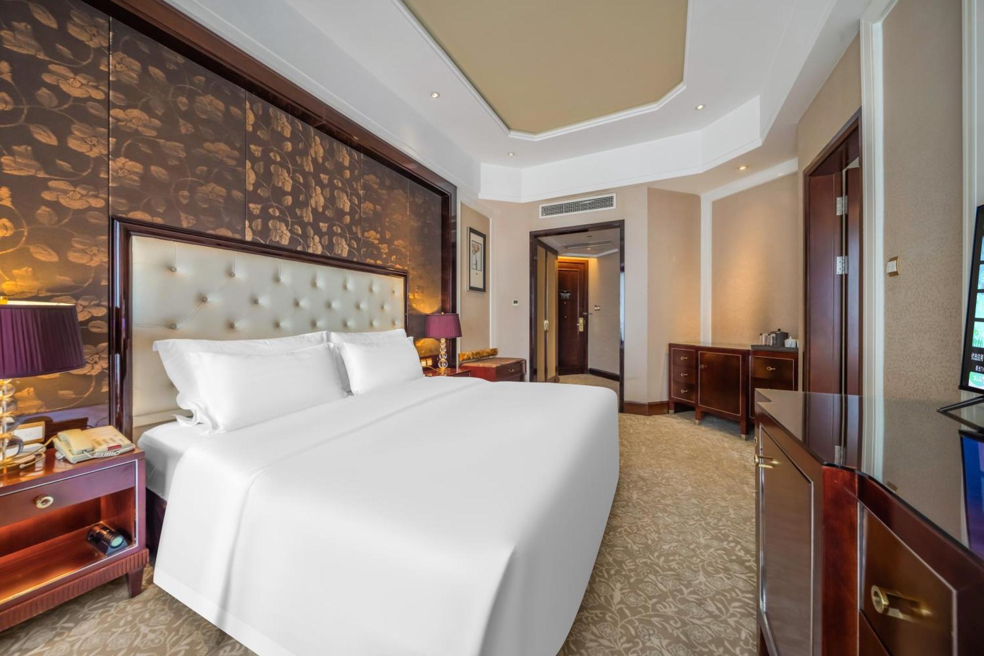 Wyndham Grand Plaza Royale Palace Chengdú Exterior foto