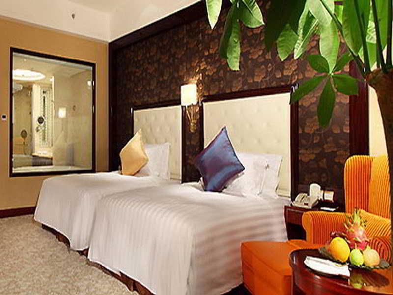 Wyndham Grand Plaza Royale Palace Chengdú Habitación foto