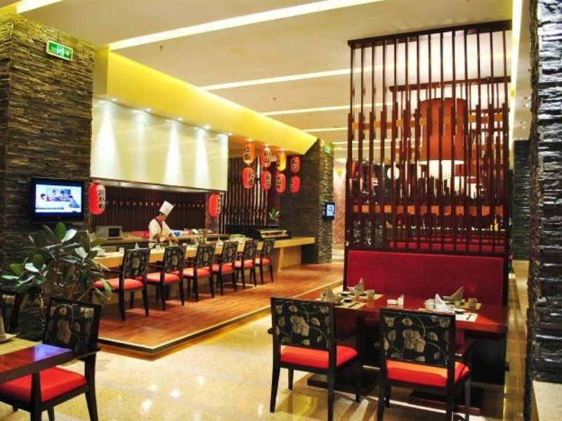 Wyndham Grand Plaza Royale Palace Chengdú Exterior foto