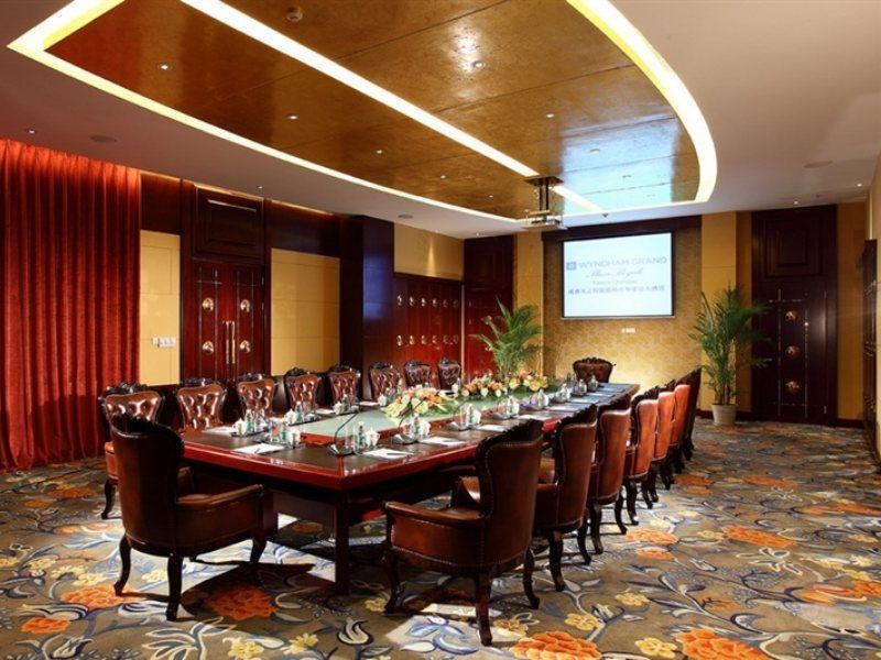 Wyndham Grand Plaza Royale Palace Chengdú Exterior foto