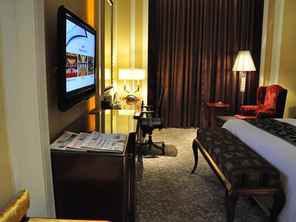 Wyndham Grand Plaza Royale Palace Chengdú Exterior foto