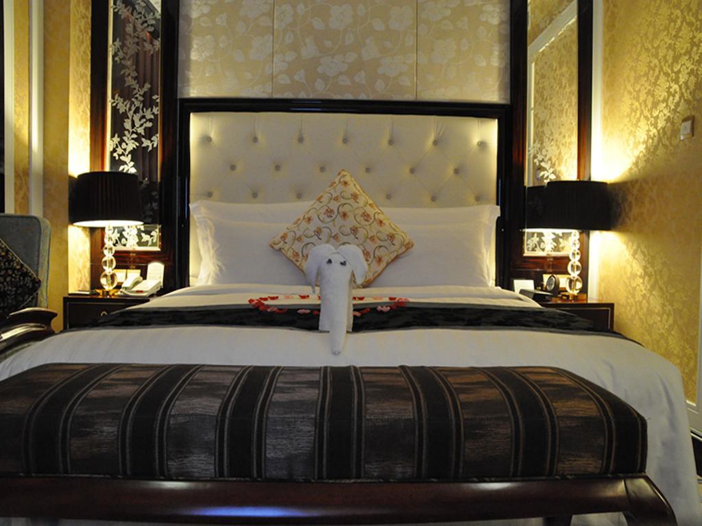 Wyndham Grand Plaza Royale Palace Chengdú Exterior foto
